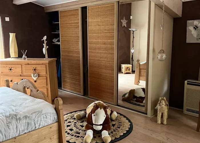 Agreables Au Calme לינה וארוחת בוקר *