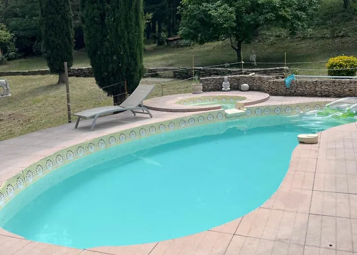 Agreables Au Calme לינה וארוחת בוקר *