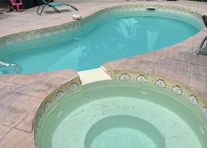 Agreables Au Calme לינה וארוחת בוקר נים